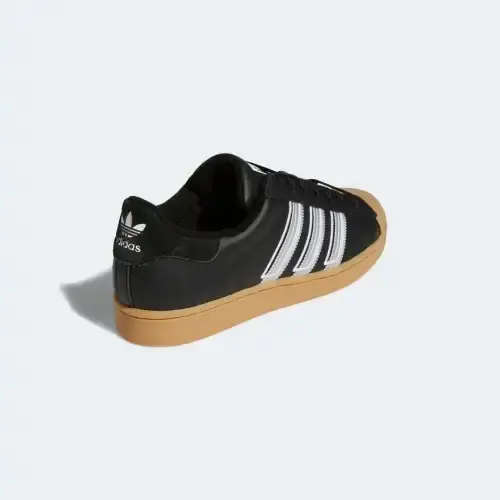Adidas superstar black 12 2025